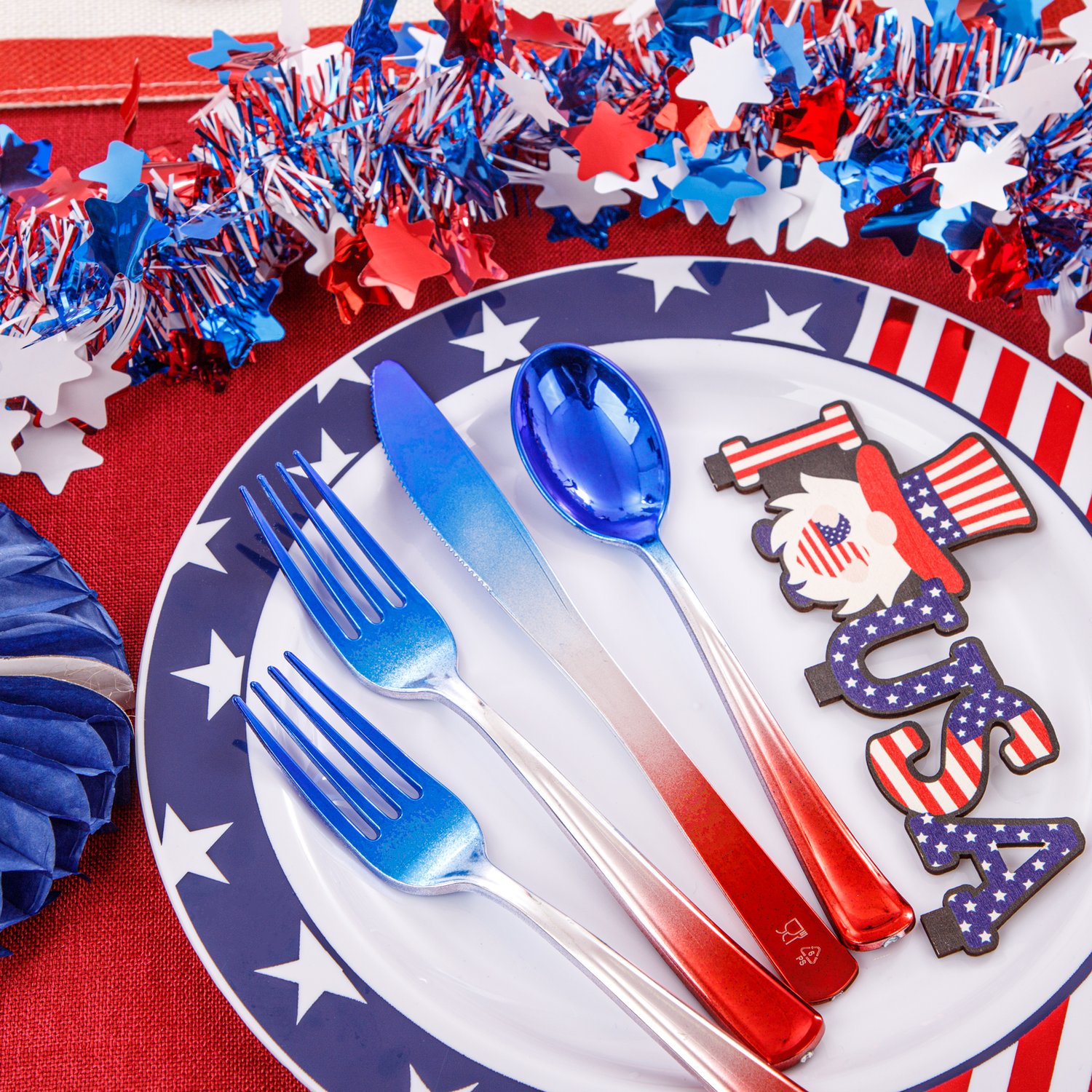 180Pcs 4th of July Plastic Plates & Silverware Set