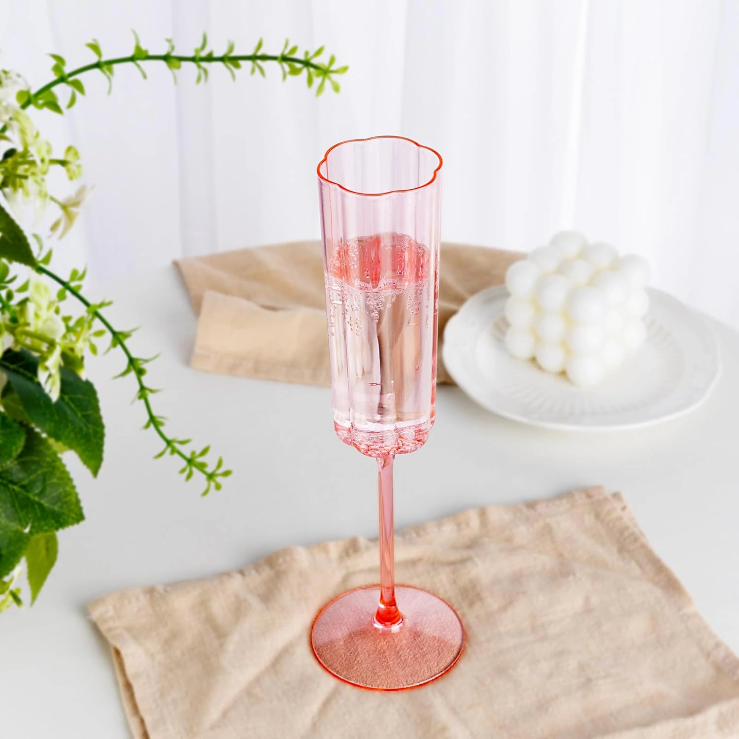 Pink Plastic Champagne Flutes, Long Stem,Clear, Vintage Flower Design (6 oz, 24 Pack) — view 15