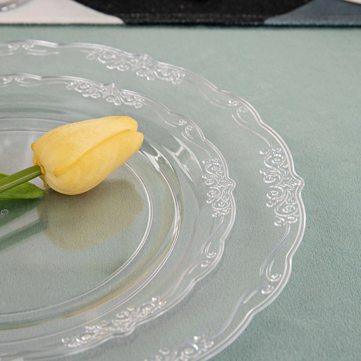 Clear U-QE Disposable Plates — view 16