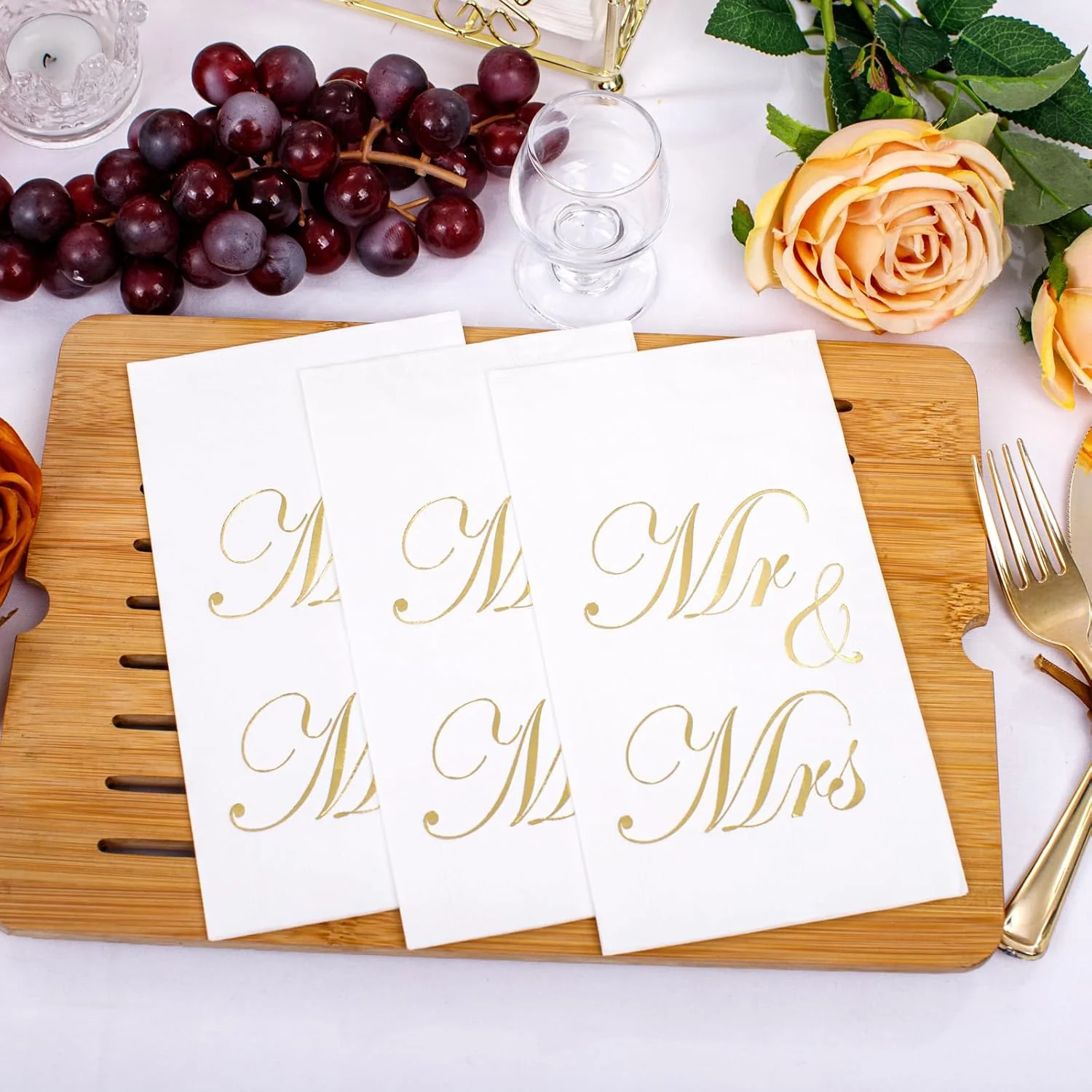 Gold Mr & Mrs Print Napkins (100 Pieces) — view 14