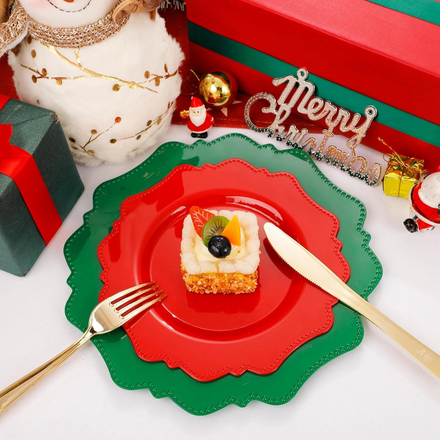 Red+Green Disposable Plastic Plates-Heavy duty plate for party/wedding/anniversary 30 dinner plates and 30 dessert/salad plates — view 13