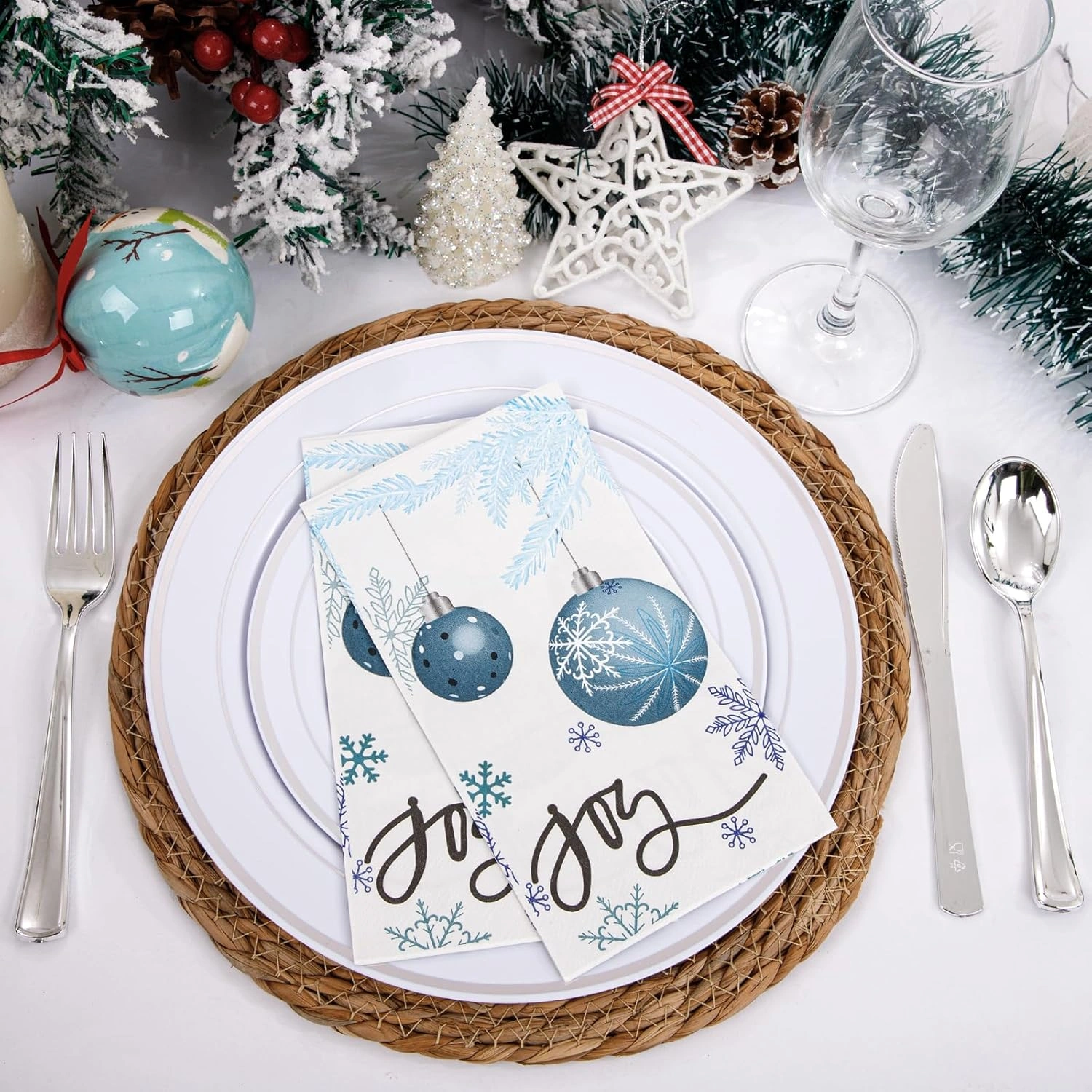 Blue X'mas Balls 100-Count 3-Ply disposable Napkins (100 Pieces) — view 11