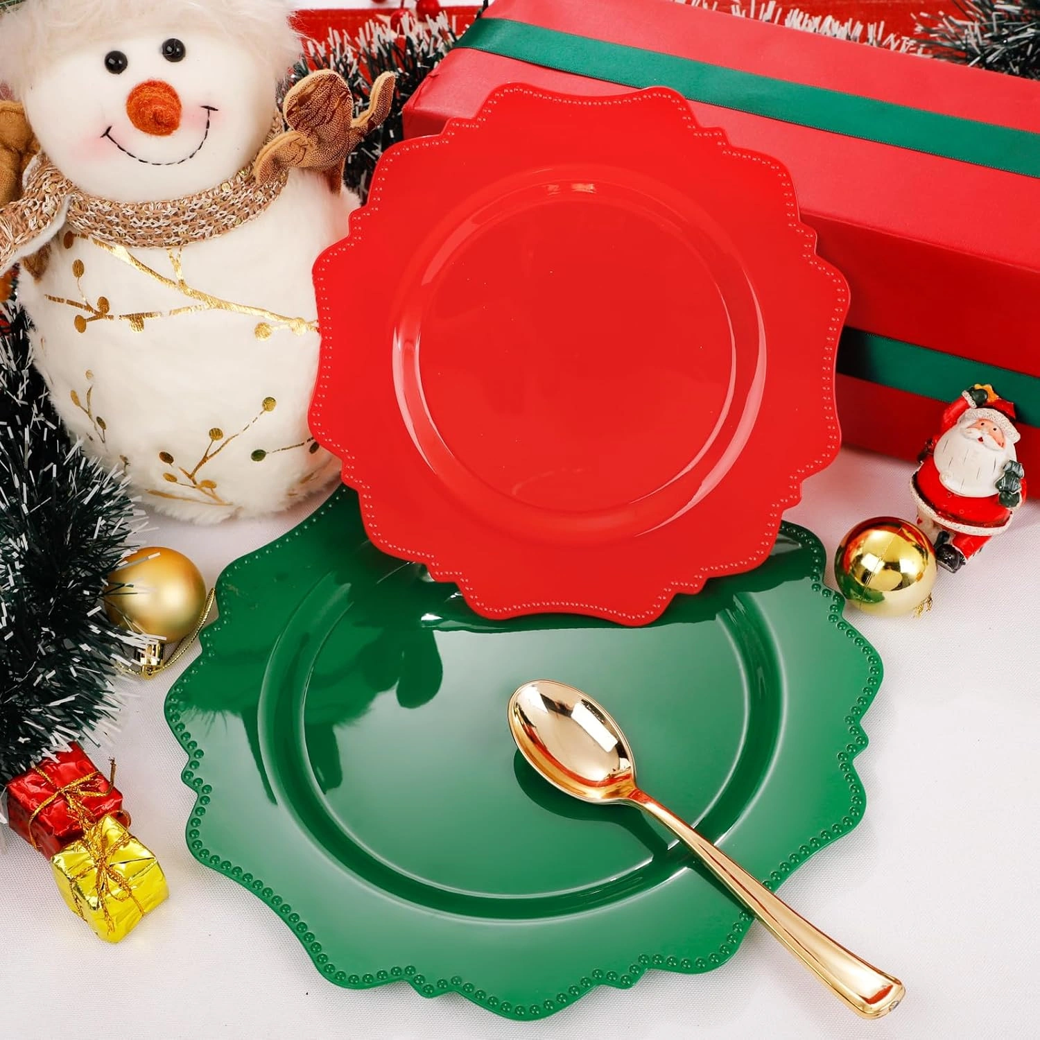 Red+Green Disposable Plastic Plates-Heavy duty plate for party/wedding/anniversary 30 dinner plates and 30 dessert/salad plates — view 14