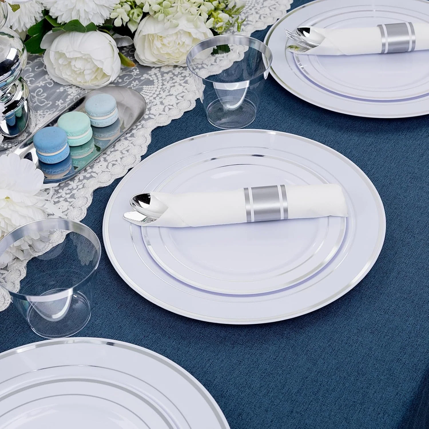 White And Silver Disposable Plates — view 13
