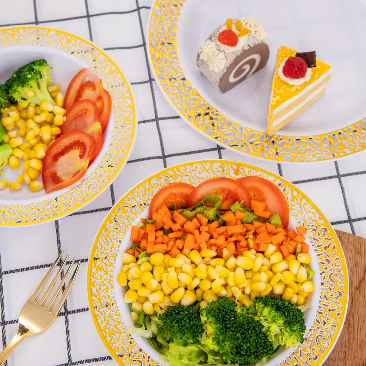 Gold Plastic Soup Bowls 12 oz — view 12
