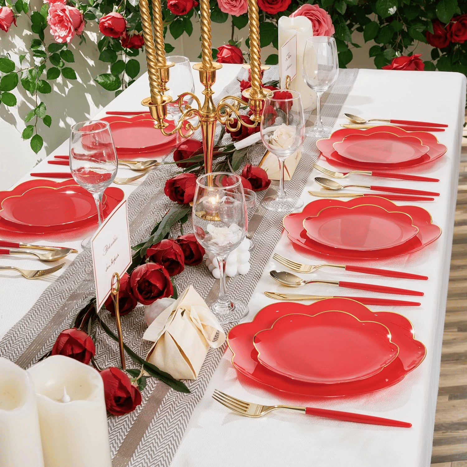 Gold & Red Plastic Cutlery Set (102 Pieces) — view 10