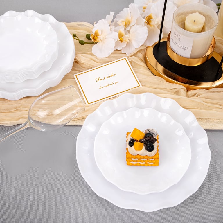 White LIYH Scalloped Plastic Plates Reusable Unbreakable Dinner Plates Set — view 7