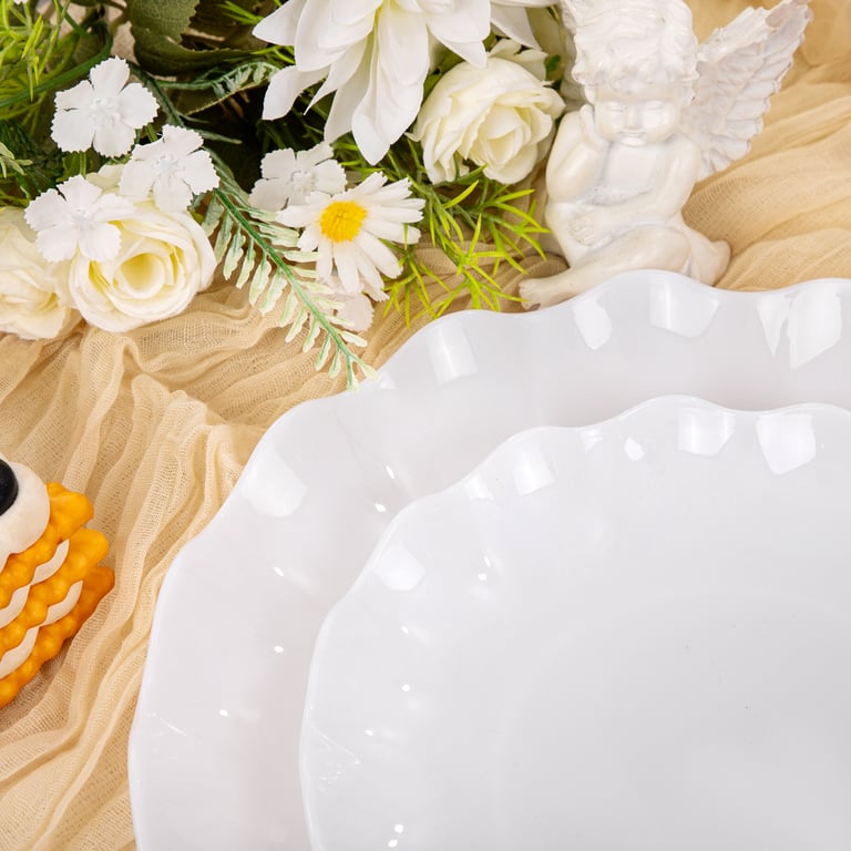 White LIYH Scalloped Plastic Plates Reusable Unbreakable Dinner Plates Set — view 9