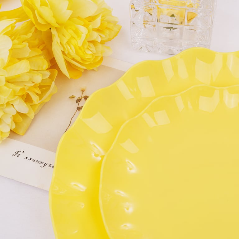 Yellow LIYH Scalloped Plastic Plates Reusable Unbreakable Dinner Plates Set — view 11