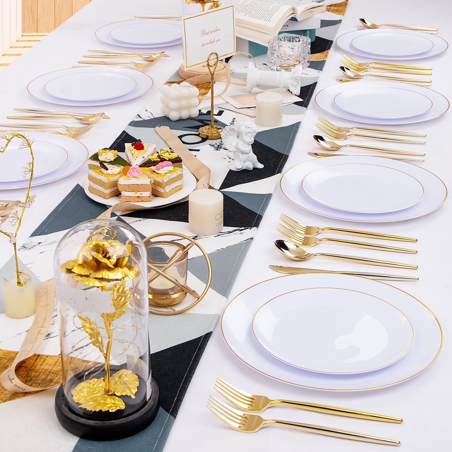 White plastic plates and cutlery set — product view 6