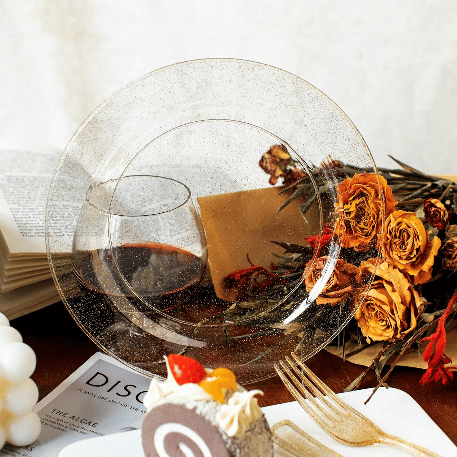 Gold glitter plastic plates and cutlery set — product view 5