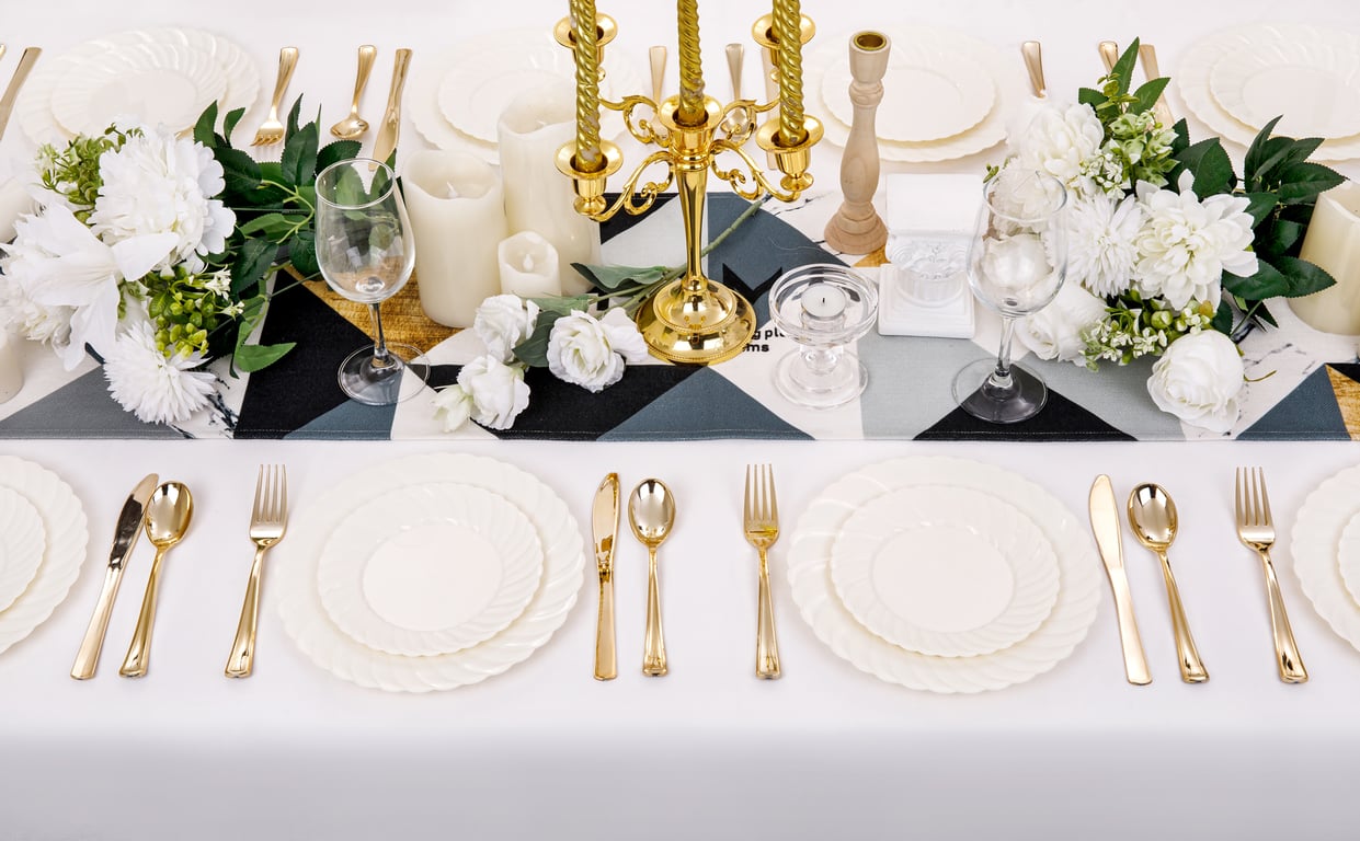 Ivory U-QE Plastic Plates — view 7