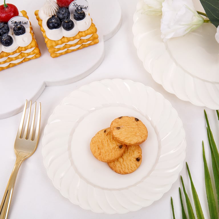 Ivory U-QE Plastic Plates — view 10