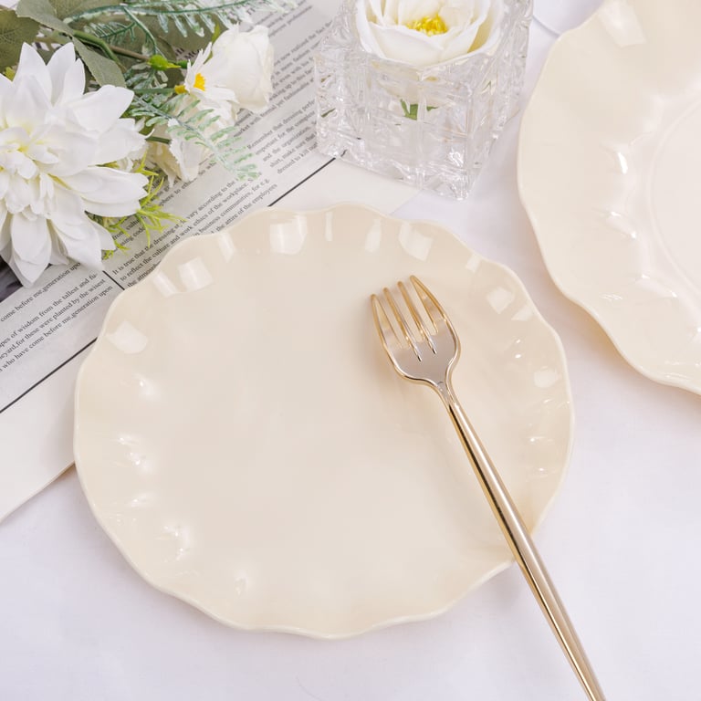 Ivory LIYH Scalloped Plastic Plates Reusable Unbreakable Dinner Plates Set — view 8