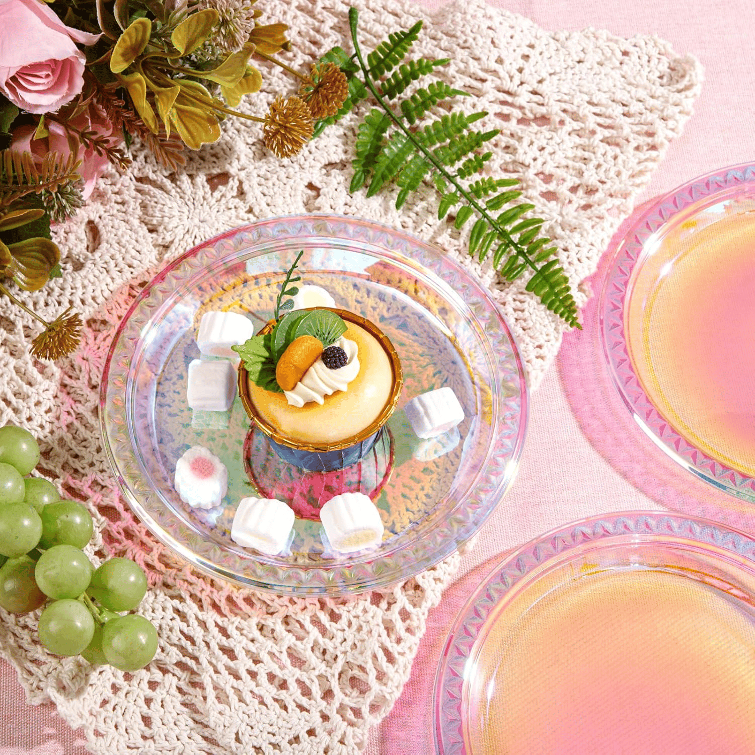 Iridescent 9inch Disposable Dinner Plates for Party (150 Pieces) — view 6