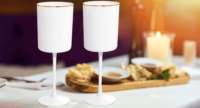 Disposable White Wine Glasses, 12-Pack, Gold Accent (10 oz, 12 Pack) — view 9