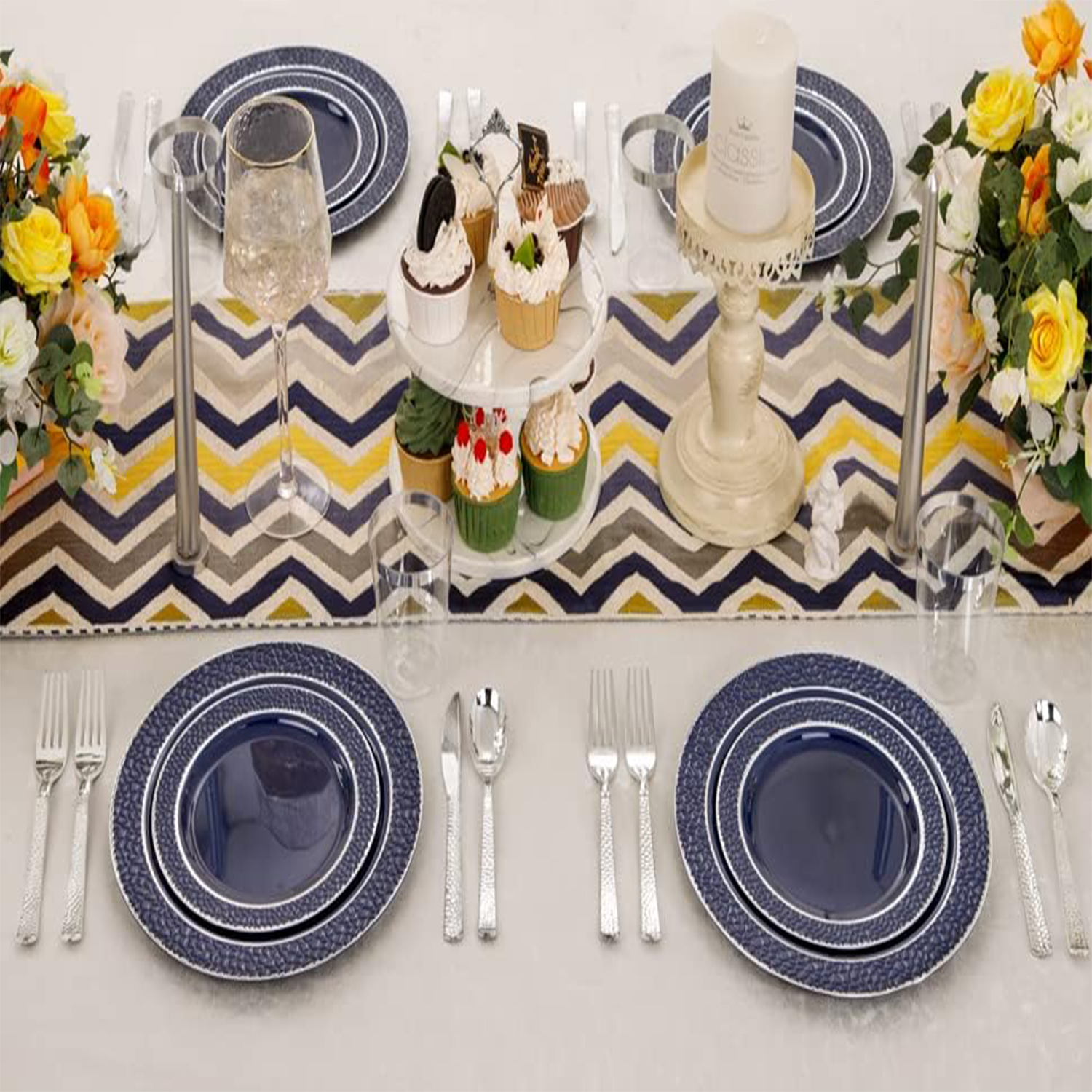 Blue And Silver Disposable Plastic Plates (150 Pieces) — view 4