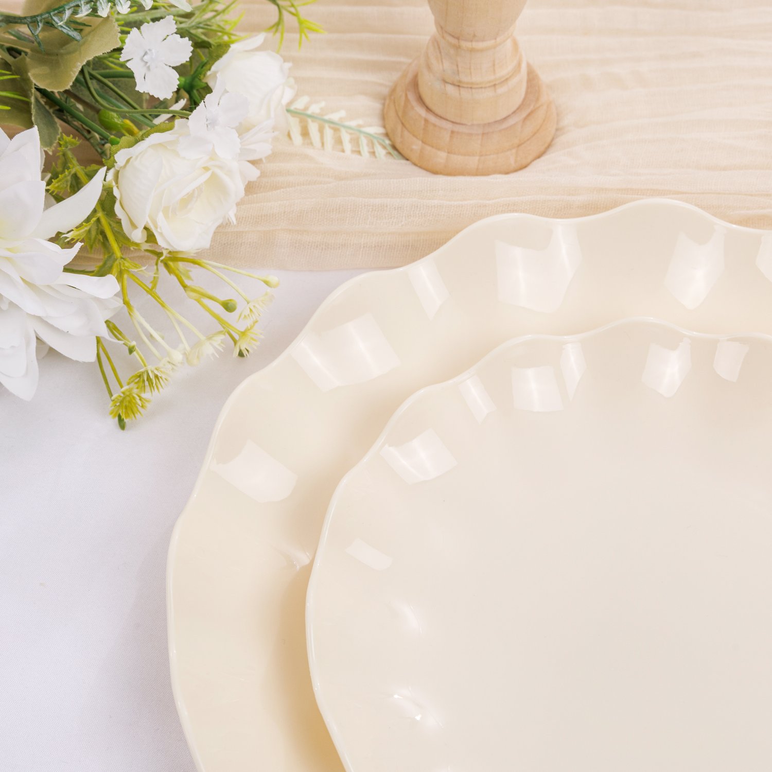 Ivory LIYH Scalloped Plastic Plates Reusable Unbreakable Dinner Plates Set — view 4