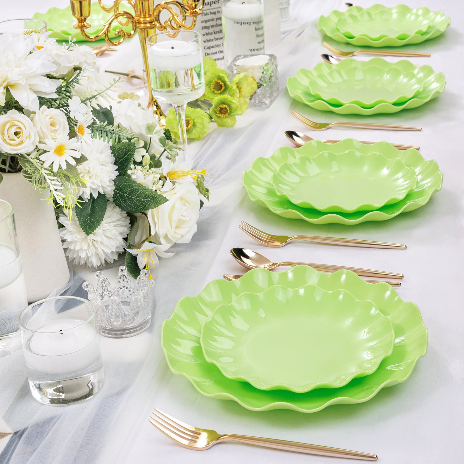Green LIYH Scalloped Plastic Plates Reusable Unbreakable Dinner Plates Set — view 3
