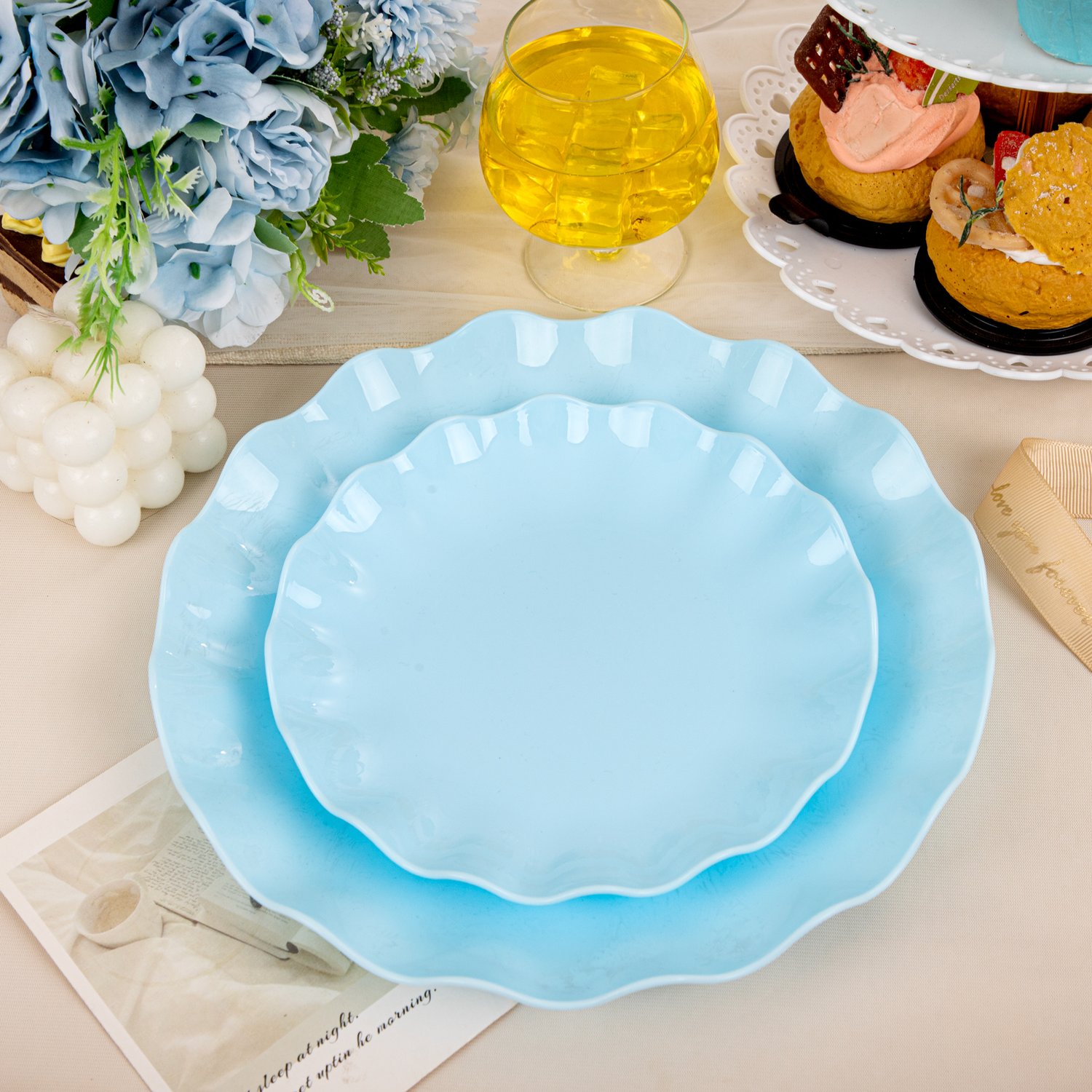 Blue LIYH Scalloped Plastic Plates Reusable Unbreakable Dinner Plates Set — view 4