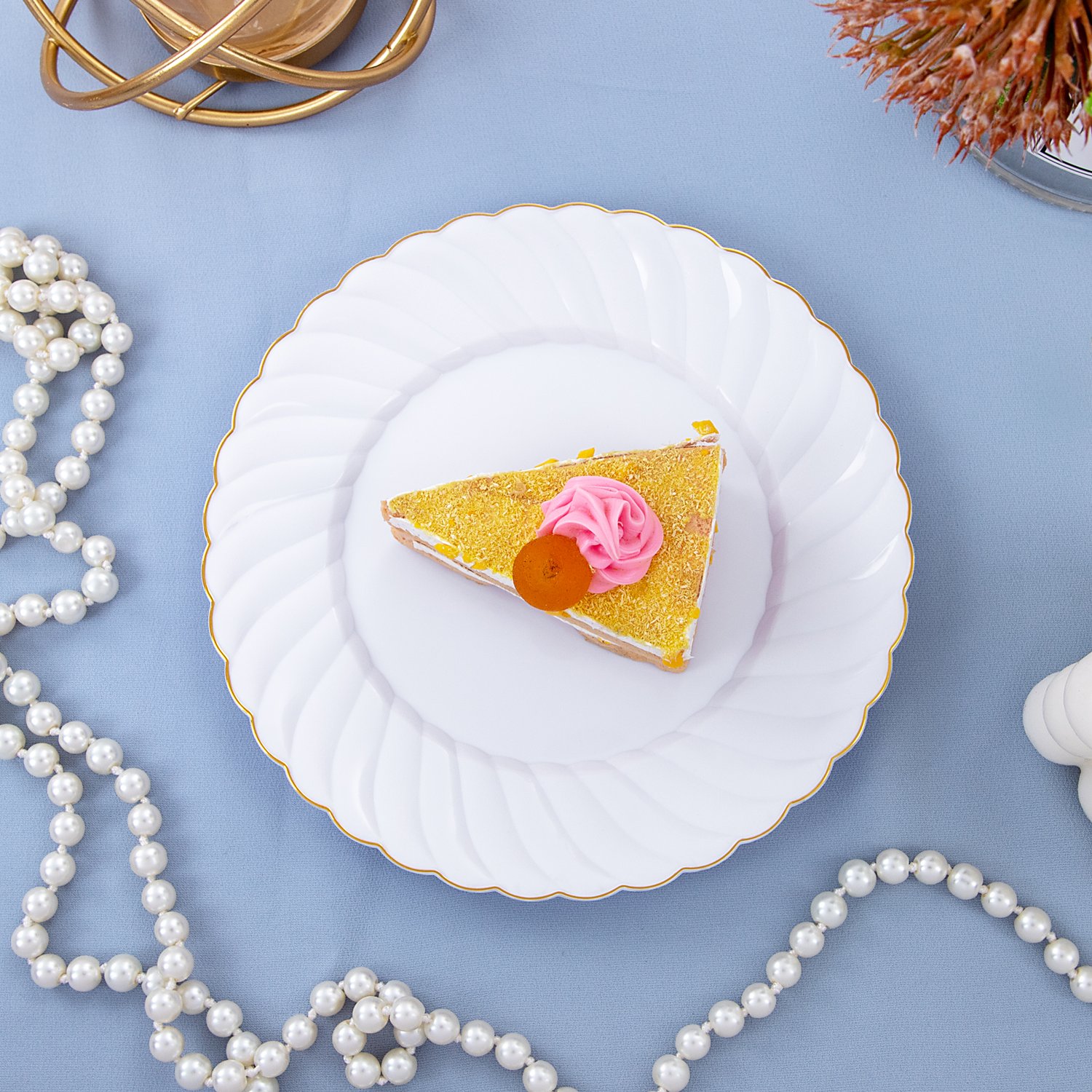 White Gold U-QE Plastic Plates — view 6