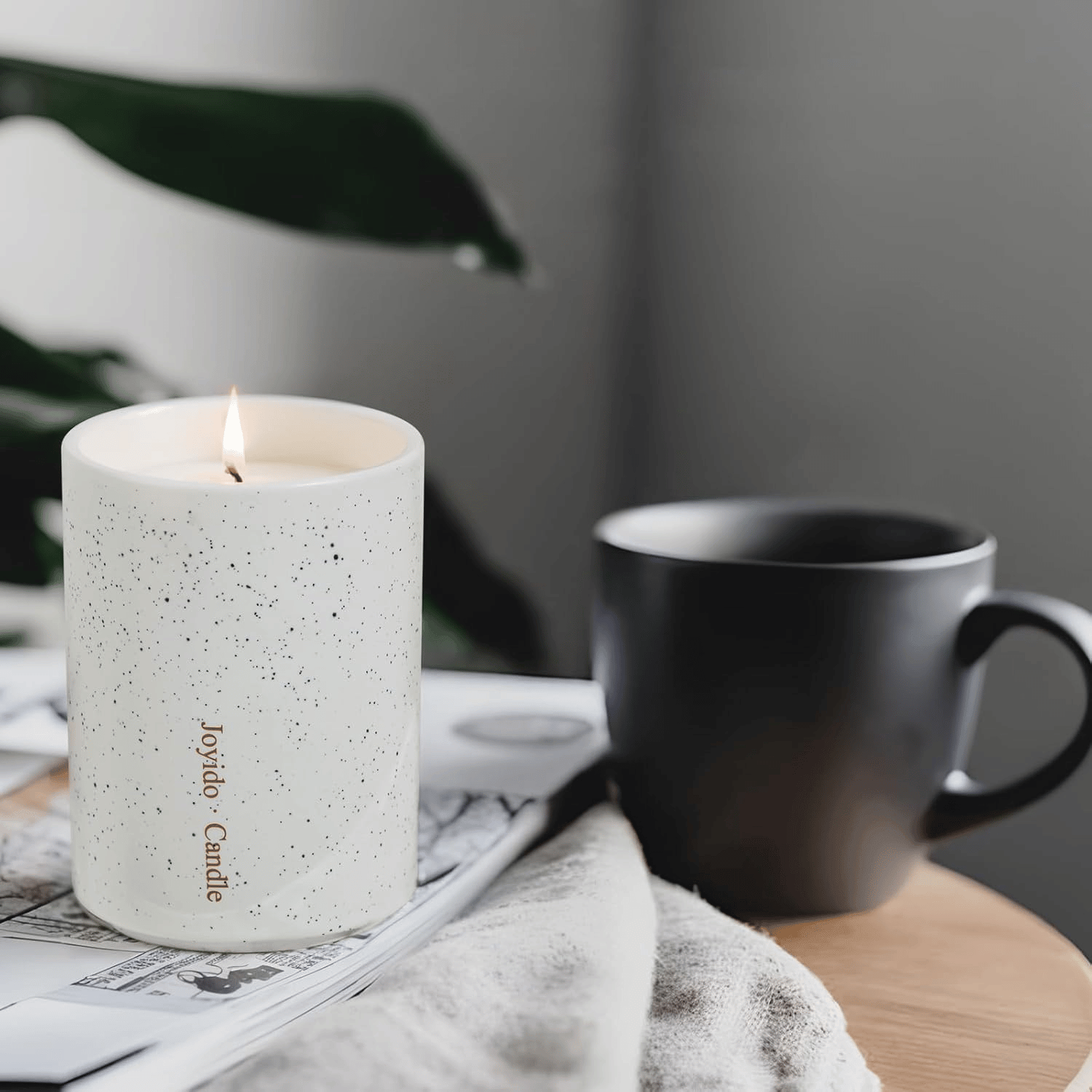 Oud & Sandalwood White 14OZ Scented Candle — view 9