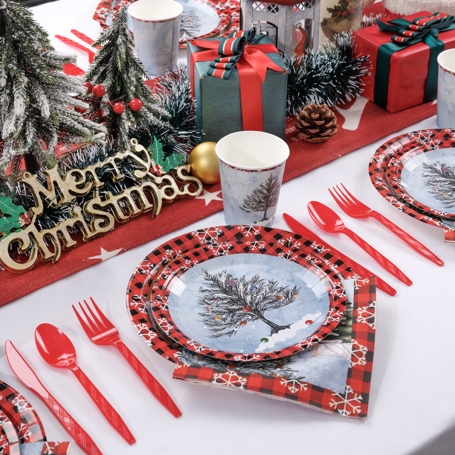 Red Christmas Disposable Paper Plates Set — view 4