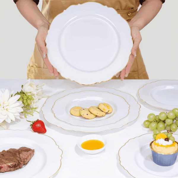 Gold Baroque Plastic Plates — view 8