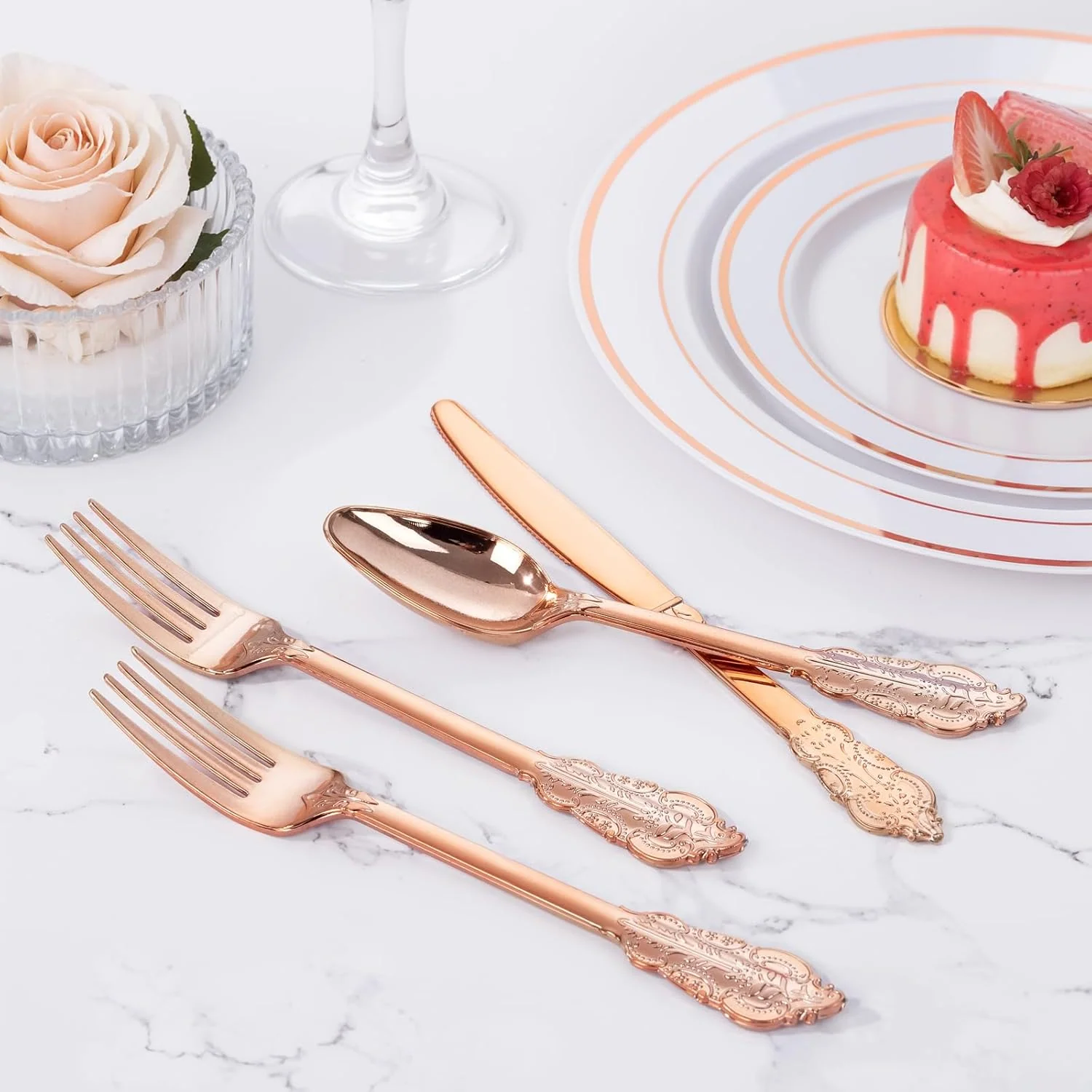 Heavyweight Plastic Silverware Set (600 Pieces)