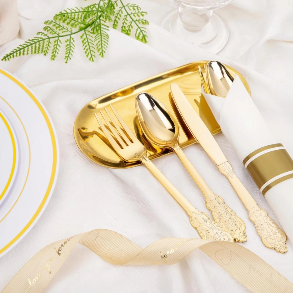 Pre-Rolled Gold Silverware with Napkins (400 Pieces)