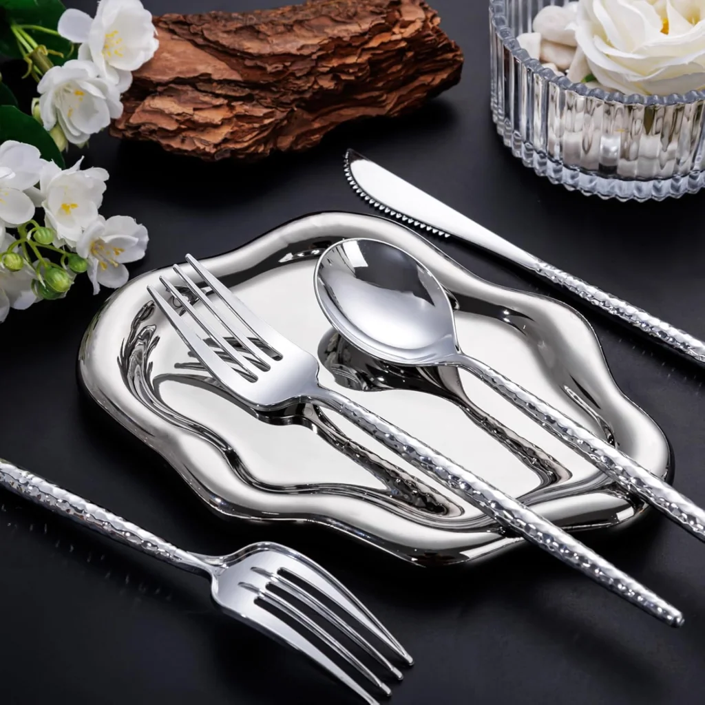 Everyday Plastic Silverware Set (150 Pieces) – Silver