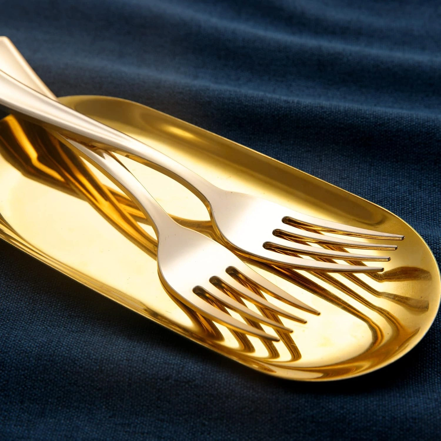 Heavyweight Plastic Silverware Set (600 Pieces)