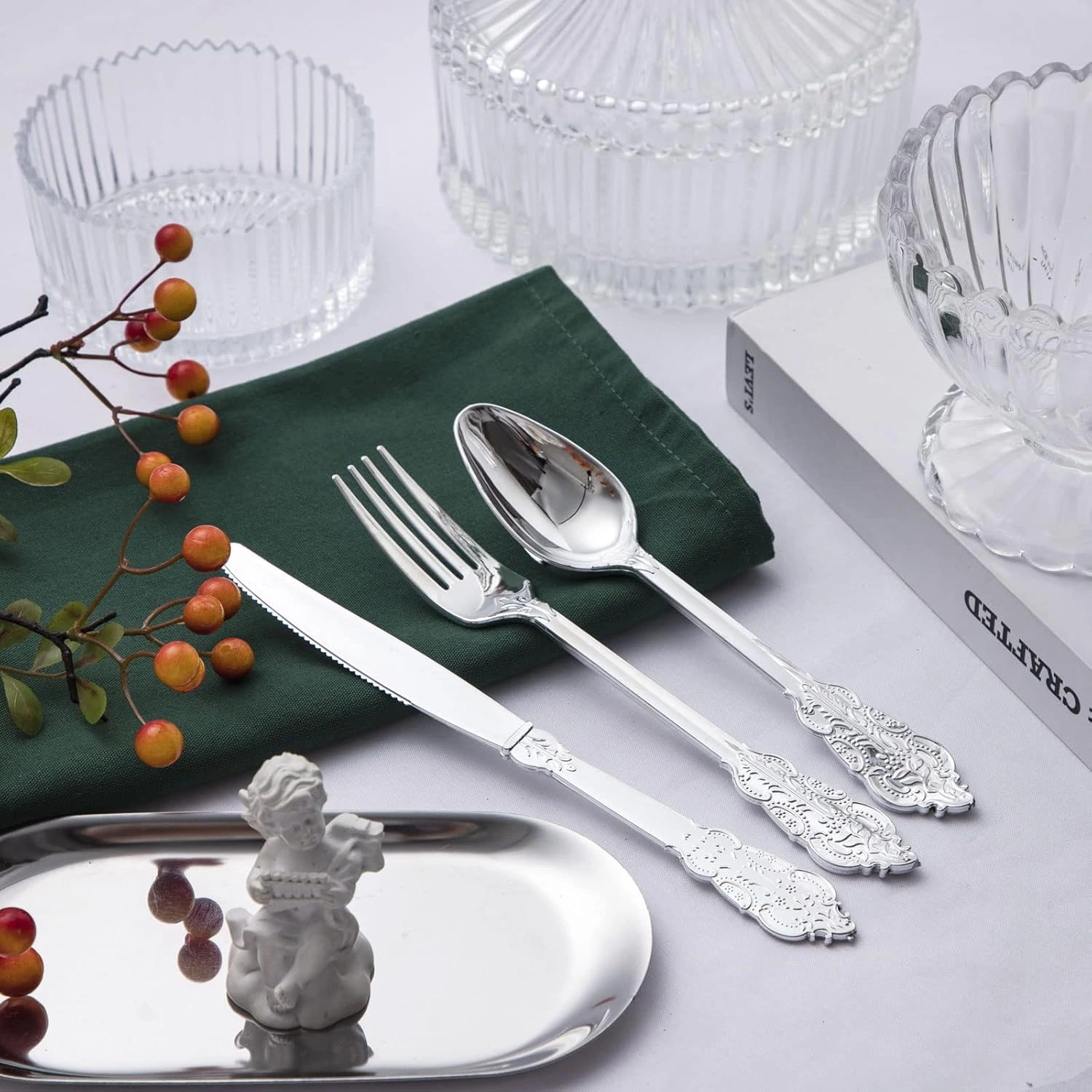 Heavyweight Plastic Silverware Set (600 Pieces)