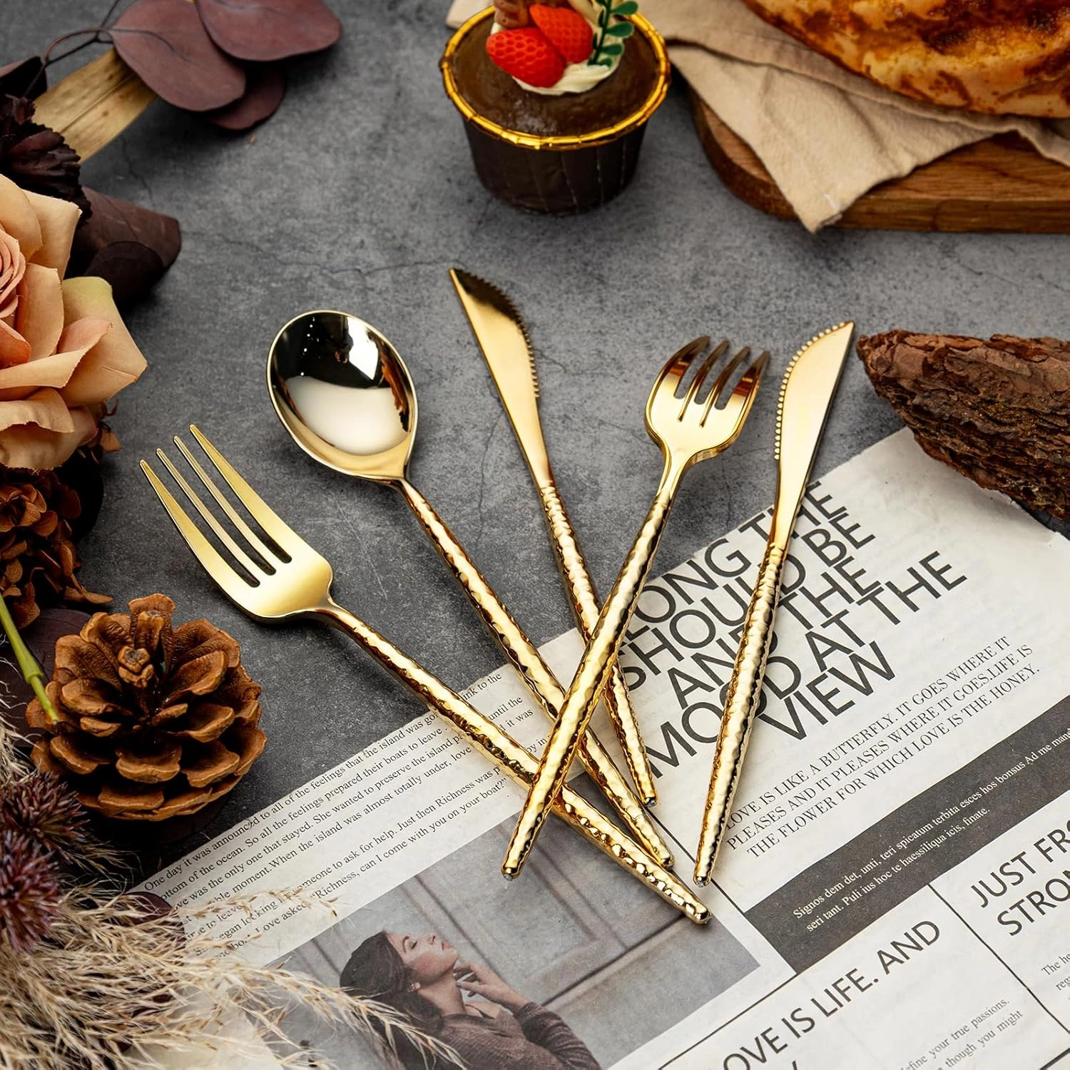 Everyday Plastic Silverware Set (150 Pieces) – Gold