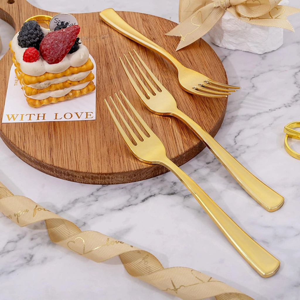 Heavyweight Plastic Silverware Set (600 Pieces)