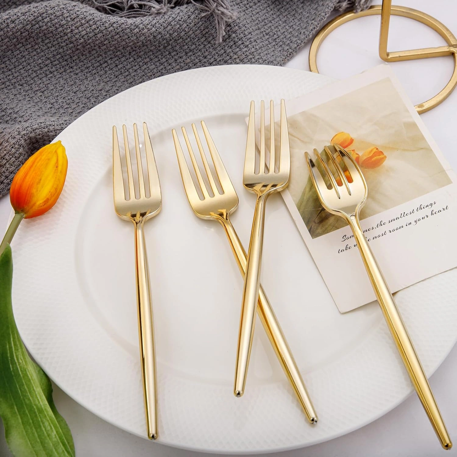 Gold Plastic Forks (90 Pieces)