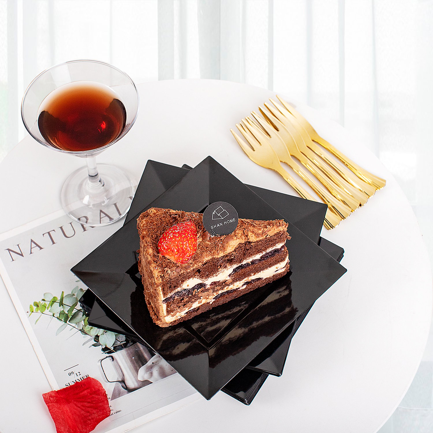 Black & Gold Dessert Plates & Forks Set