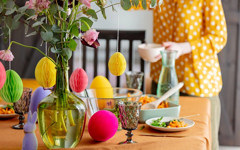 Display Ideas for Hard-Boiled and Chocolate Eggs — illustration 3