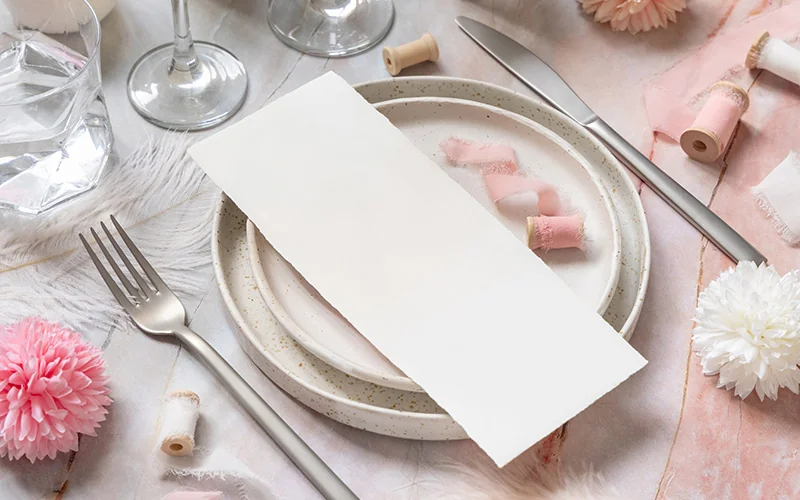 How to Decorate Tables with Disposable Tableware for Different Occasions? — illustration 1