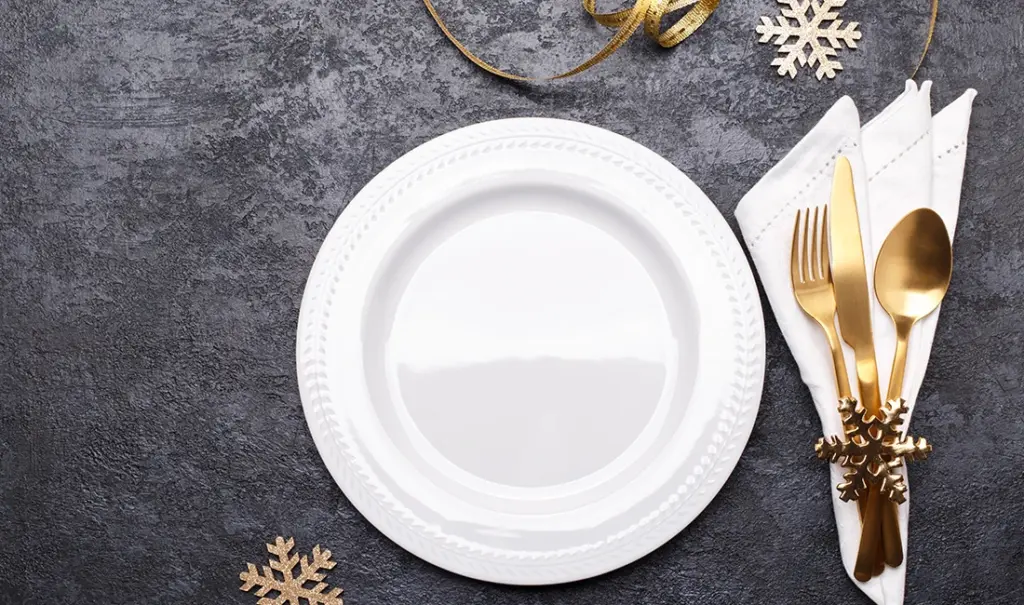 How to Decorate Tables with Disposable Tableware: Easy & Elegant Tips — featured image