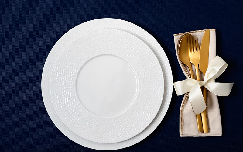How to Choose the Best Disposable Tableware for Catering? — illustration 1