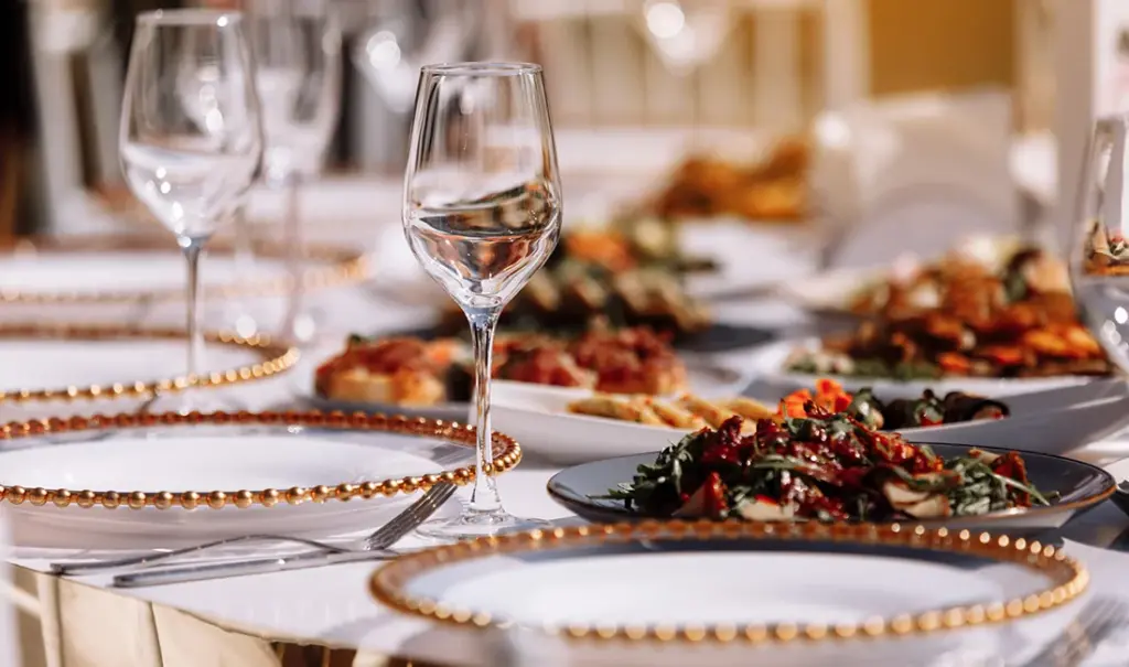 How to do an Event Tableware Budgeting: Guide to Effective Cost Planning — featured image