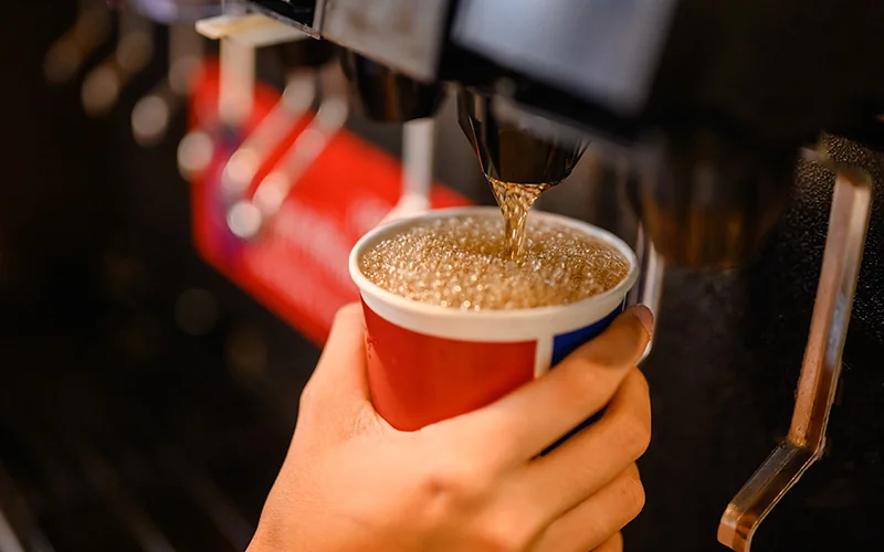 What Are the Advantages and Disadvantages of Disposable Cups for Carbonated Drinks? — illustration 2
