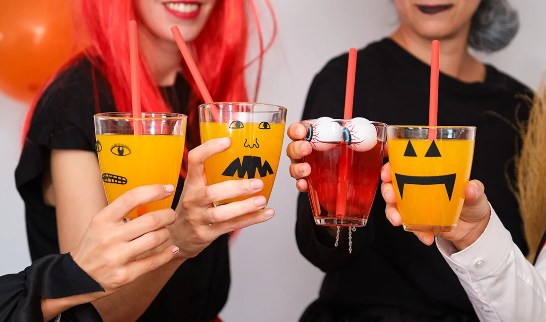 Cup Accessories for Parties: Sleeves, Stirrers & Add-Ons to Impress — featured image