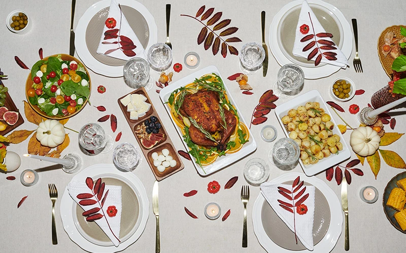 Sustainable Sourcing for Thanksgiving Tableware — illustration 2