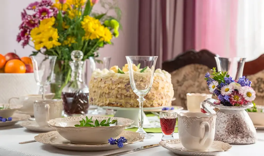 Mother’s Day Brunch Tableware Guide: Plates, Cups & Elegant Styling — featured image