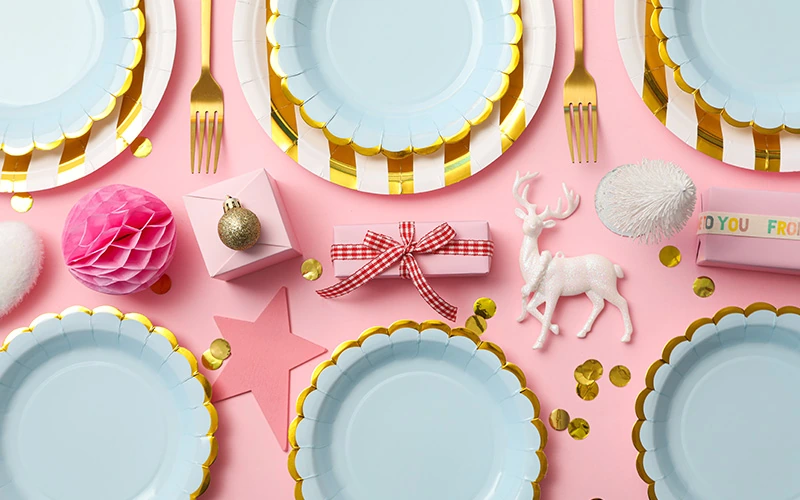 Themed Cake Stands and Trays — illustration 2