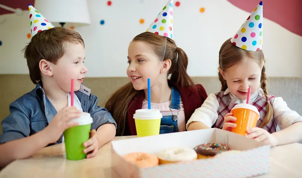 Spill-Proof Disposable Cup + Lid Combos: Best Pairings for Kids and Parties — featured image