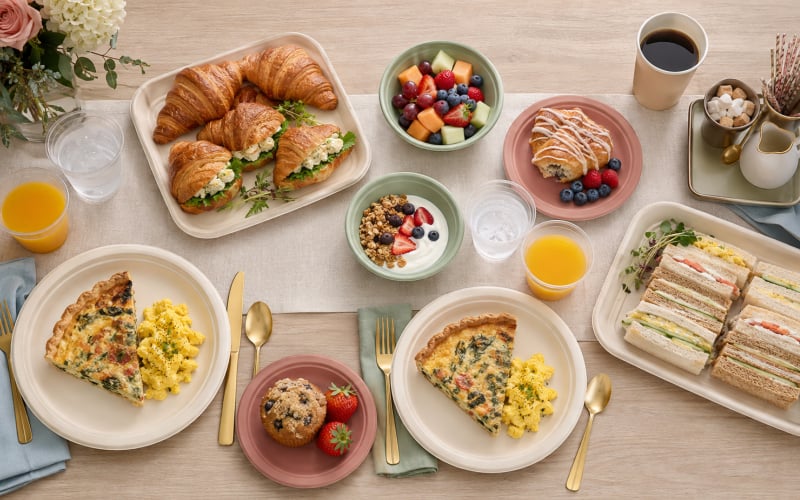 How to Match Disposable Tableware to the Brunch Menu — illustration 1