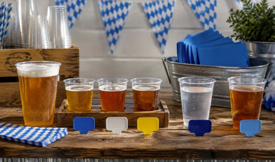 Oktoberfest Party: Disposable Beer Cups, Plates & Bavarian Tableware — featured image